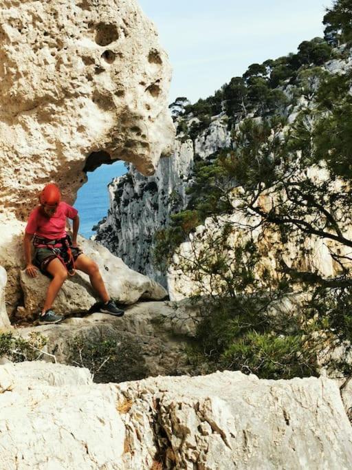 Calanques Prado Stade Et Parking