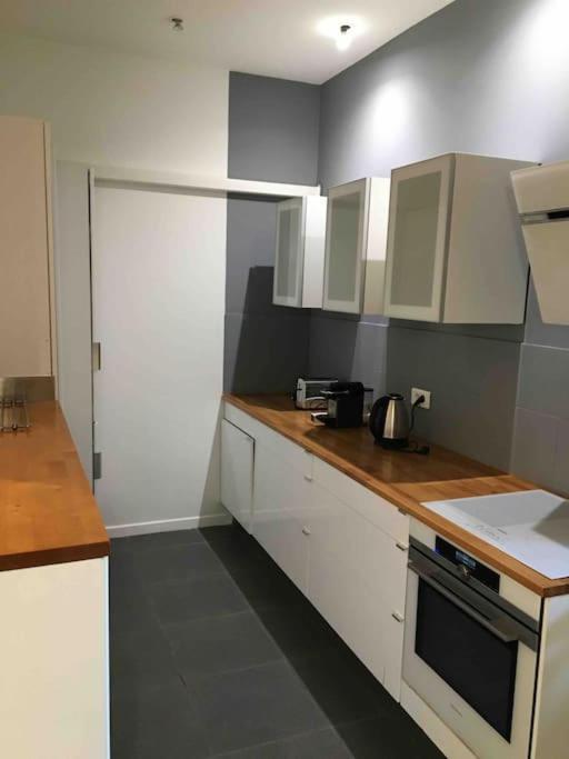 Flc -notre-dame 5 Min, Luxurious Loft 4 Rooms, 8 Guests- Marseille