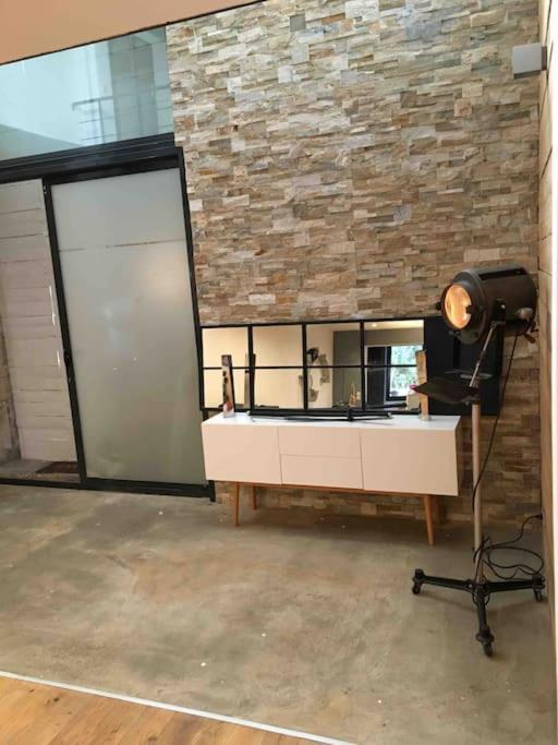 Flc -notre-dame 5 Min, Luxurious Loft 4 Rooms, 8 Guests- Apartment