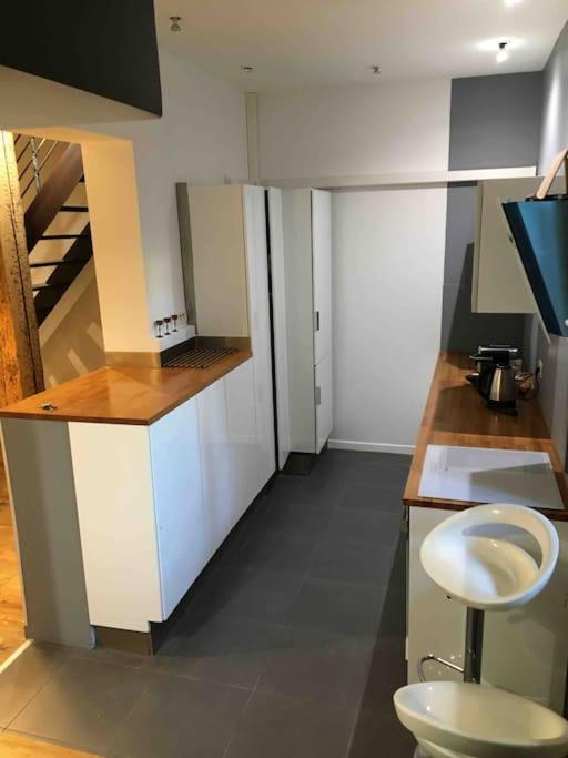 Apartment Flc -notre-dame 5 Min, Luxurious Loft 4 Rooms, 8 Guests- Marseille