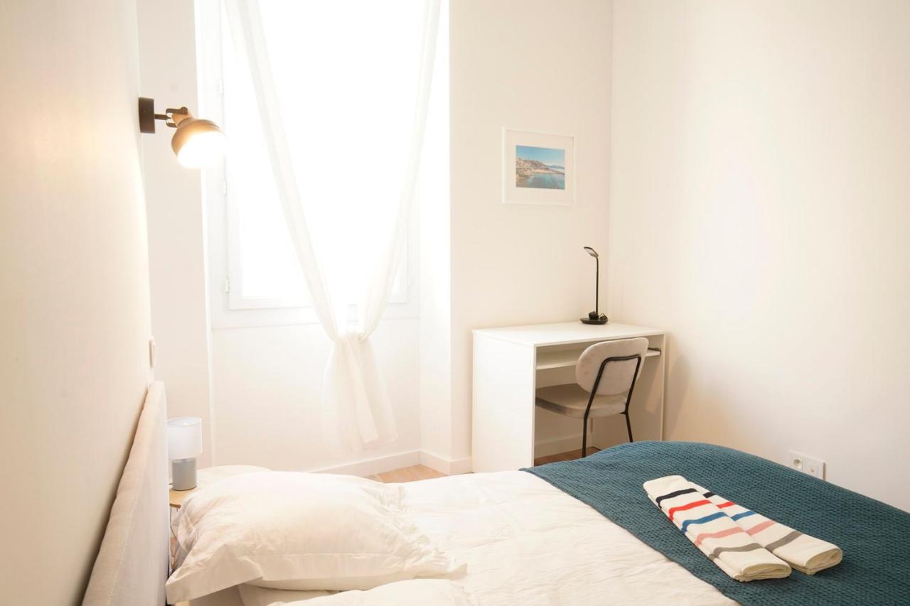 Beautiful Cocoon 54 M For 4 Near The Old Port Marseille