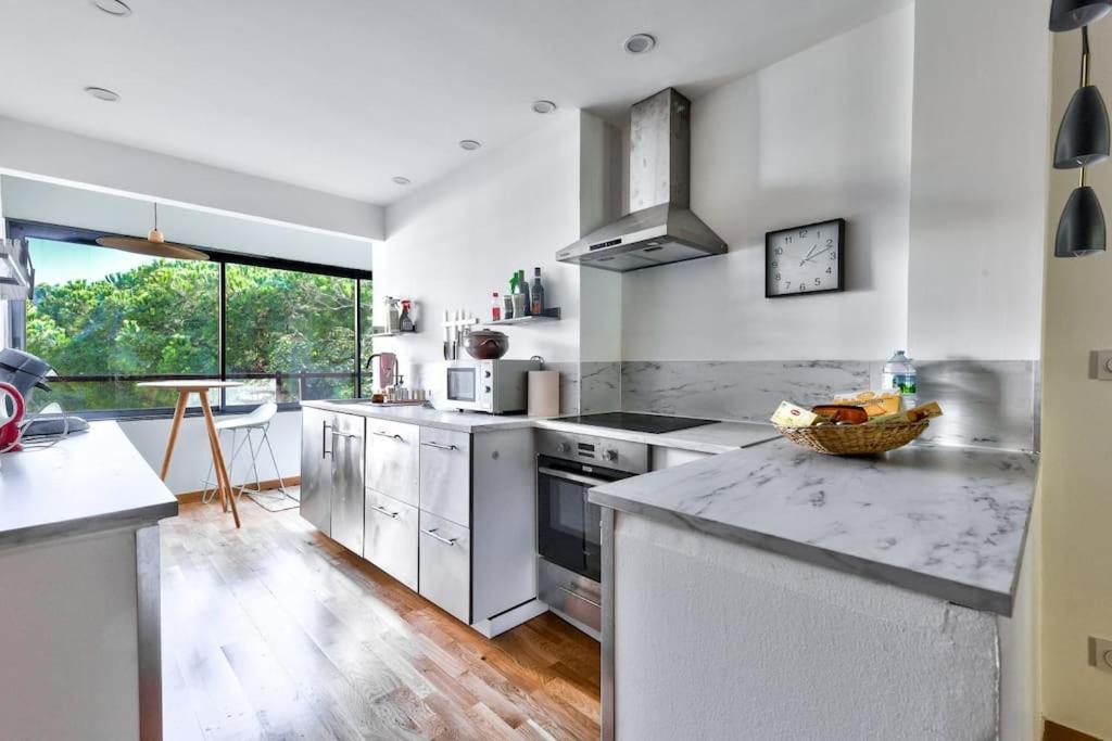 Apartamento Flc - Catalans 300m -old Port- Hyper Center- 2 Bedrooms Marselha