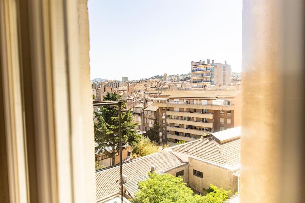 Apartment 2 Pieces Climatise Centre *