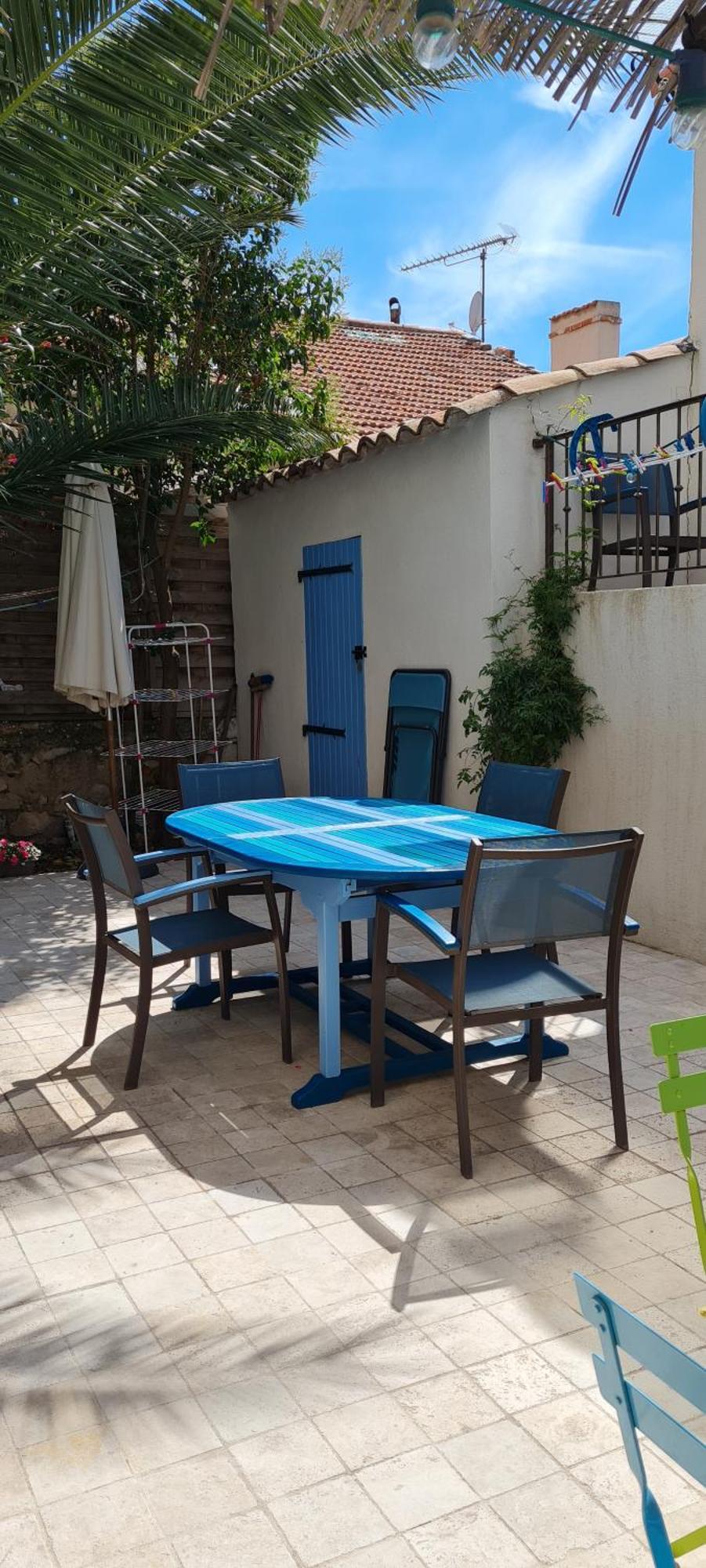 Un Havre De Paix A L'estaque *