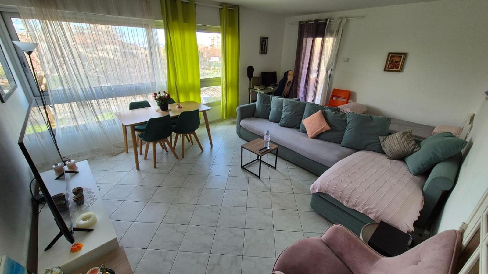 Pointe Rouge A 2mn De La - Avec Petite Vue Apartamento *