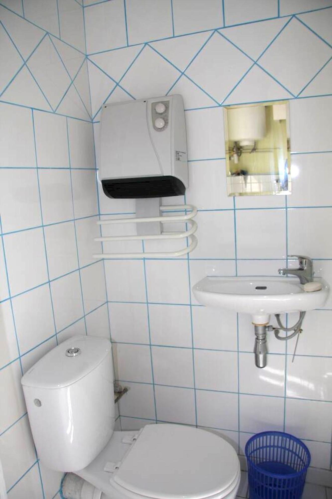 Appartement D'une Avec Terrasse Et Wifi A *