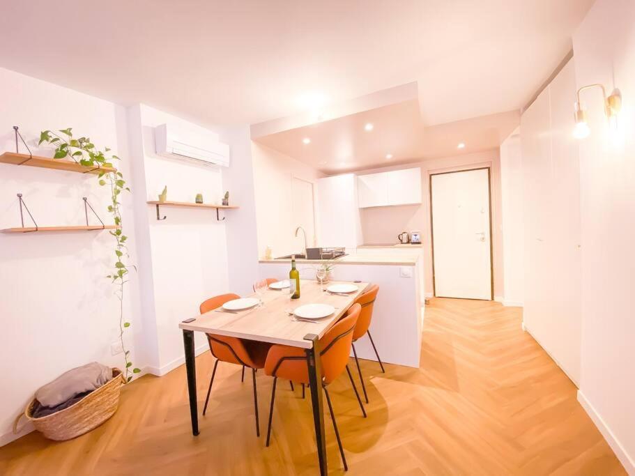 Apartment Climatise Vieux Port, Renove Et Cosy