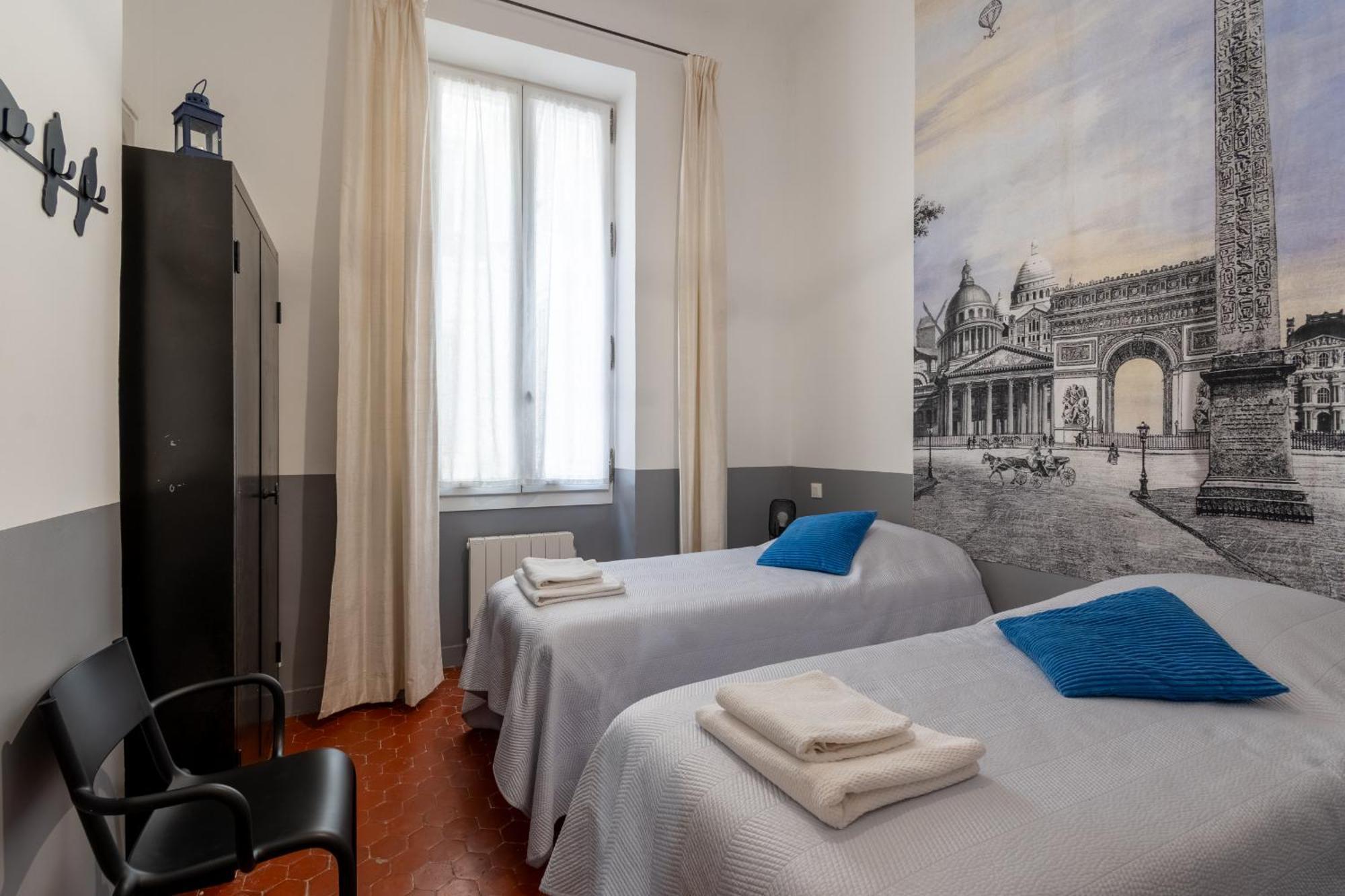 Apartamento A 50m Et Face A La Mer, Proche Vieux Port -4 A 5 Pers - Classe 4 Etoiles - 80m2 *