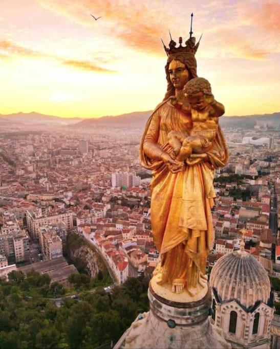 Le Seduisant T2/terrasse, Notre Dame De La Garde Apartment *