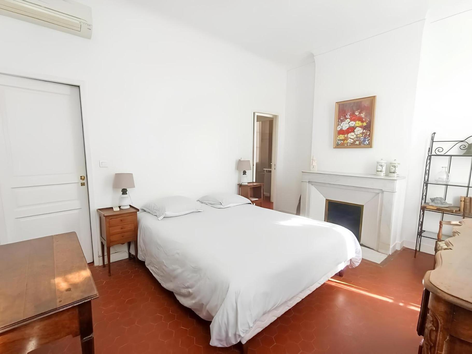 Le Toit De La Rue Sainte Appartement