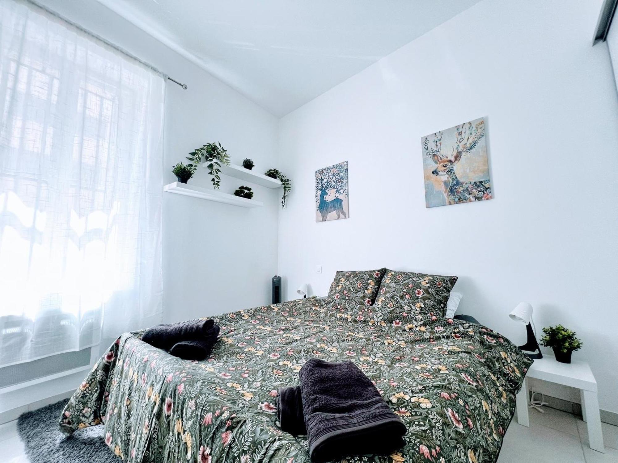Esprit Mediterraneen - Confort & Vue - Quartier Vivant A Apartamento
