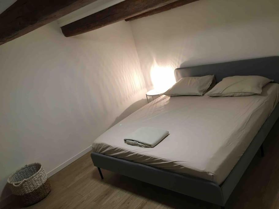 Apartment Flc -notre-dame 5 Min, Luxurious Loft 4 Rooms, 8 Guests- Marseille