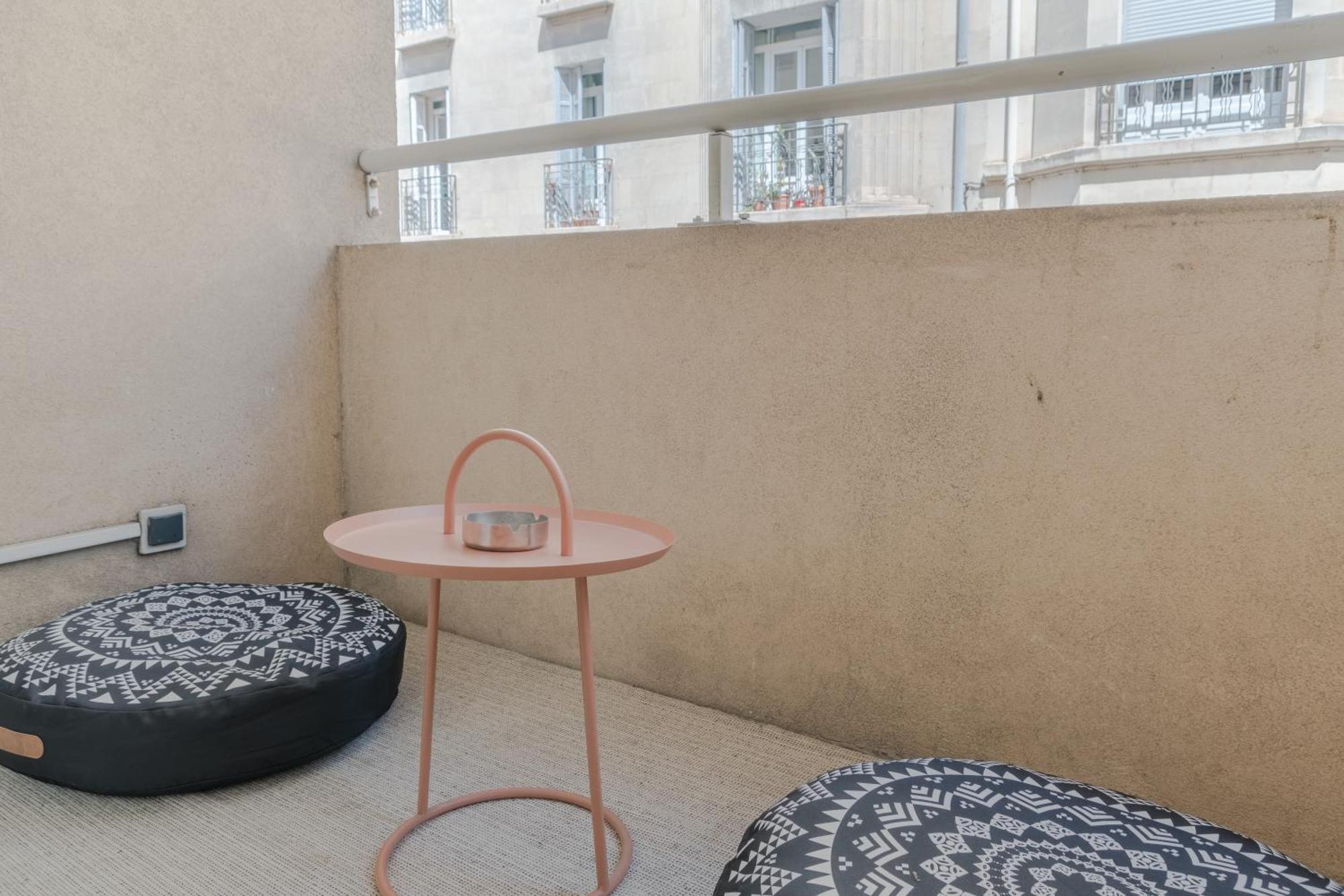 Apartment T2 Avec Balcon - Chaves Marseille