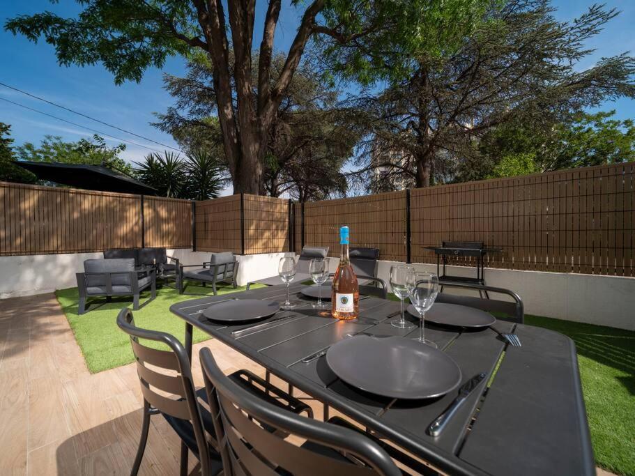 Apartment Le Bougainvillier-jacuzzi Jardin Clim Wifi Parking Marseille