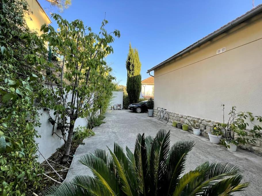Prive Et Jardin Apartamento *