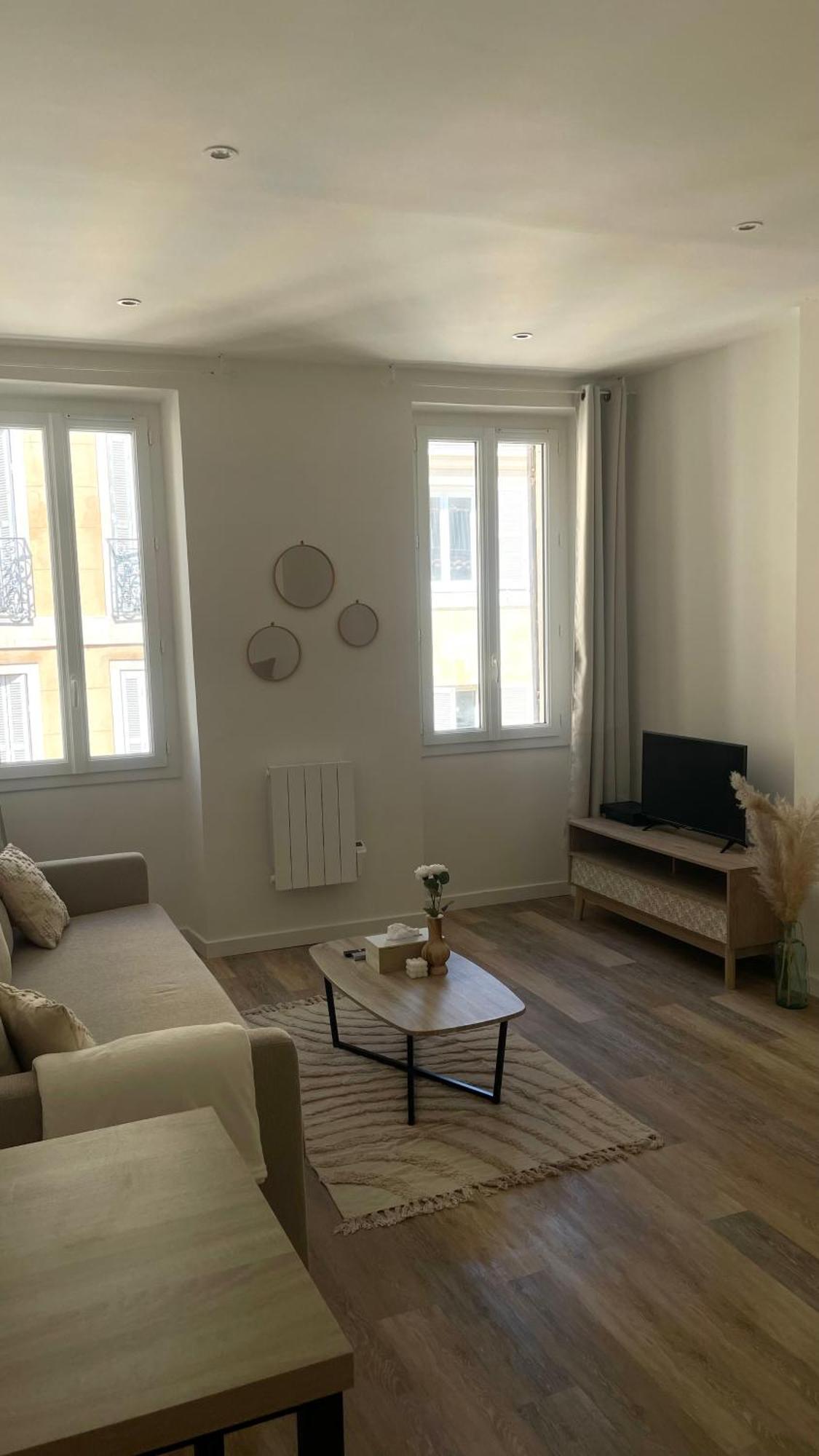 Studio Cosy Au Coeur Du Centre Apartment *