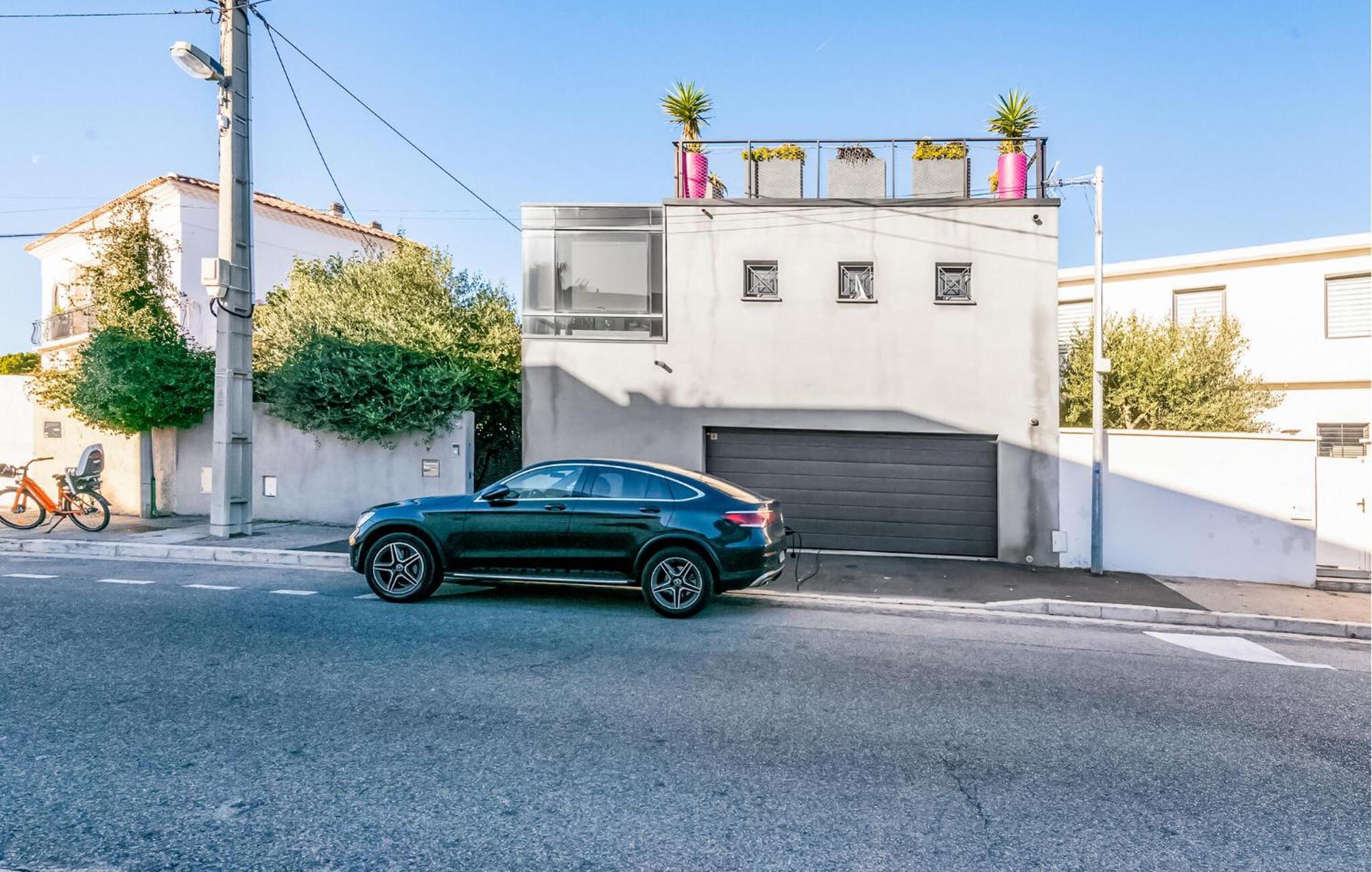Gorgeous In With Kitchen Holiday home Marseille
