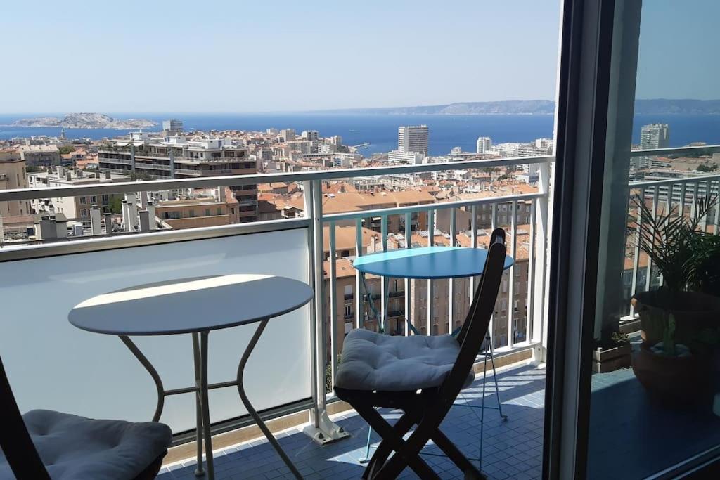 Carte Postale Sur Les Iles Avec Garage Prive *