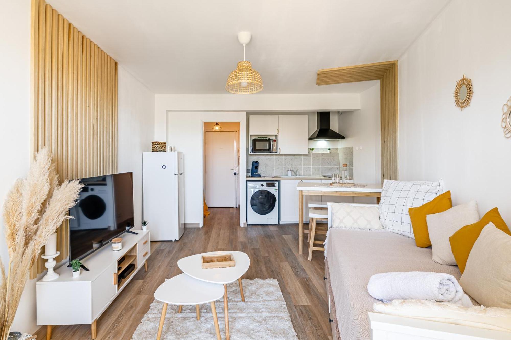 St Charles : Confortable+ Balcon *