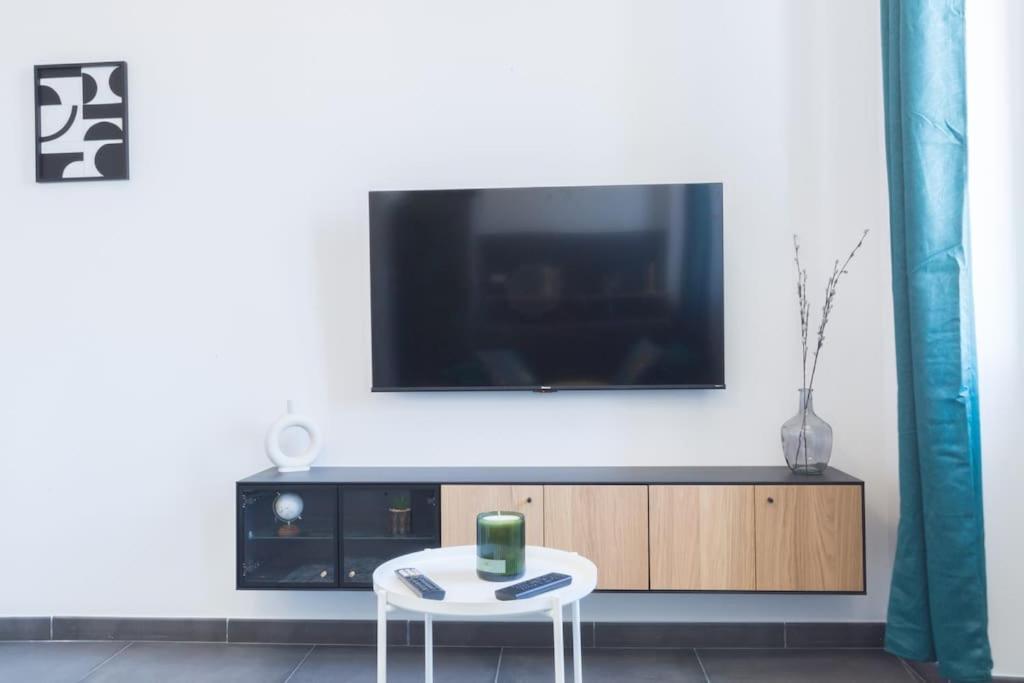 Apartment {o Soleil Sucre De St-louis} * Clim - Marseilles