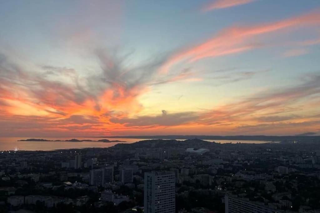 Superbe 2 Avec Vue Sur La Et La Montagne Apartment