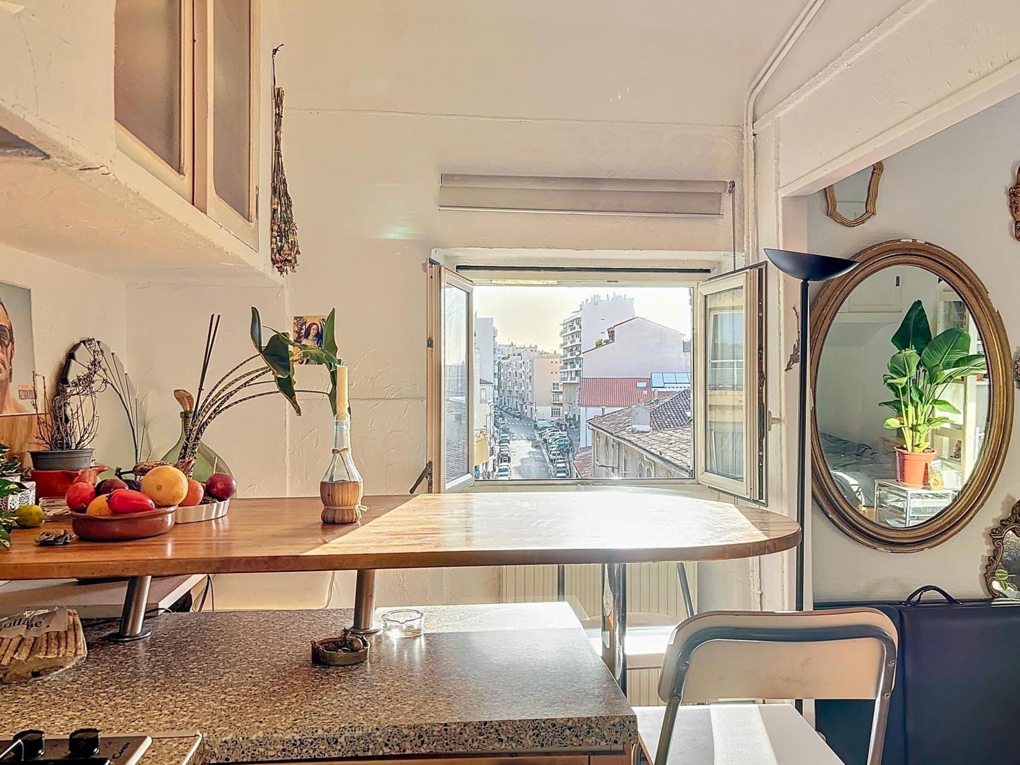 Apartment Avec Vue Sur Le Vieux-port - Central - Les Freres De La Loc' *