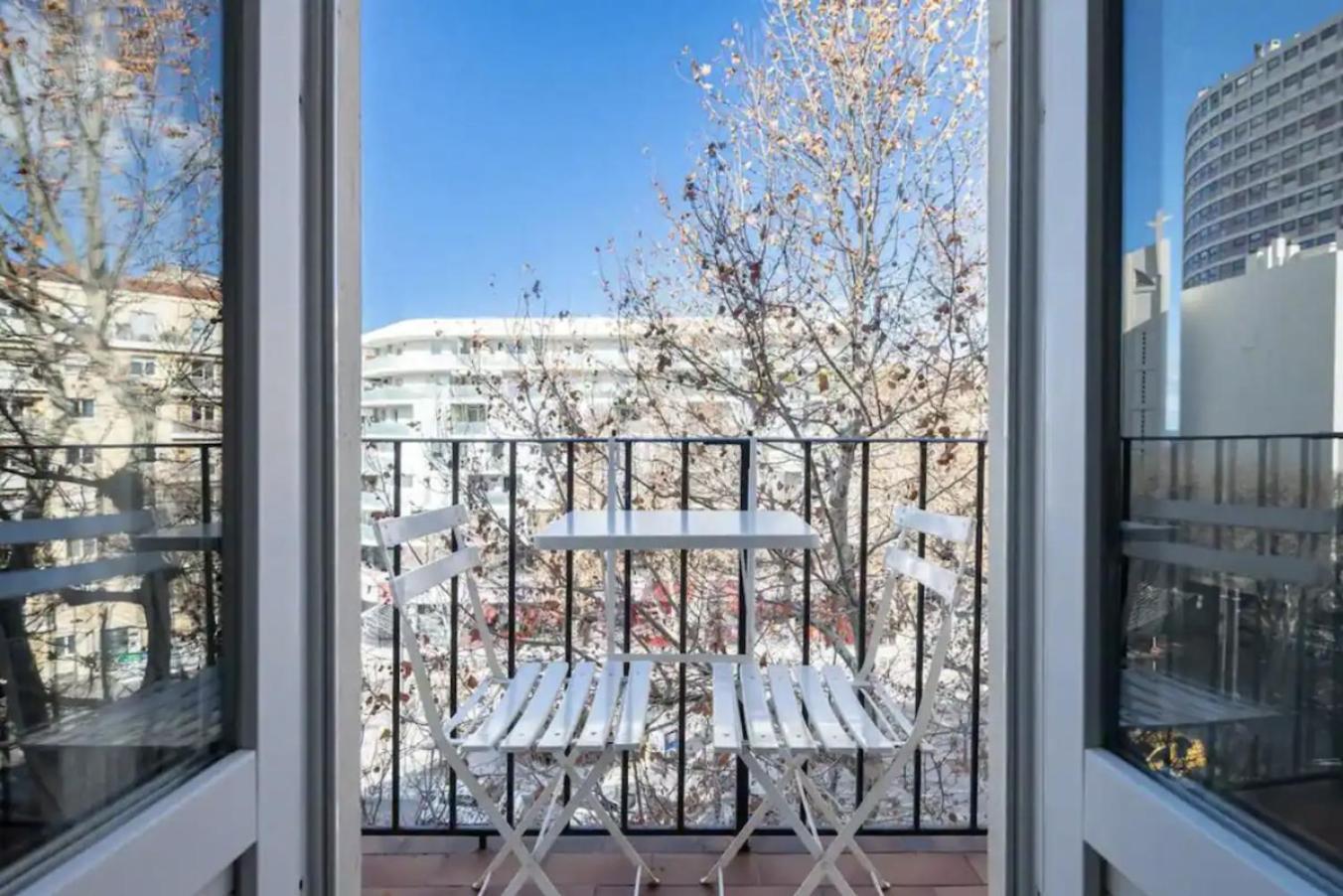 Apartment T2 Lumineux Avec Terrasse Proche Catalans Marseille