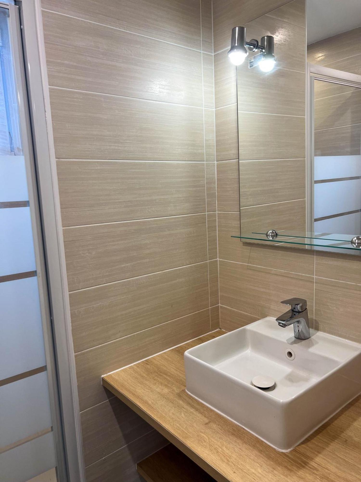 T2 Pointe Rouge Appartement *