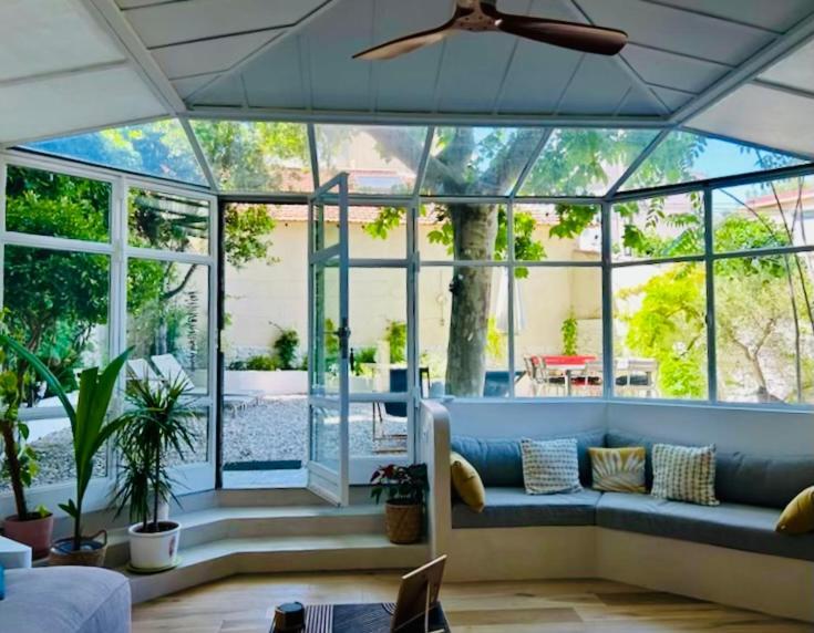 Bord De Mer, Magnifique De 150m2 Avec Jardin * Marsella