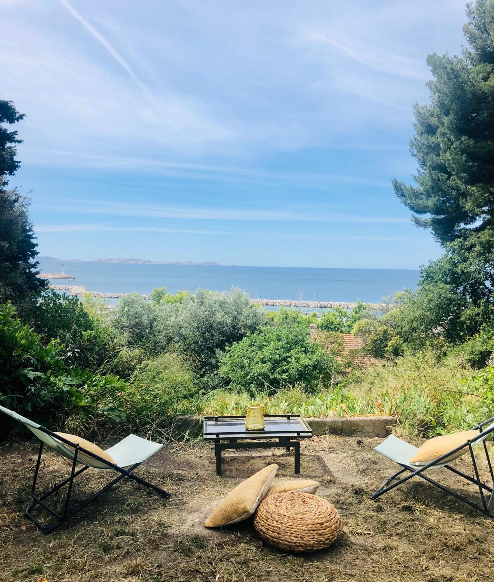 Maisonnette Independante Toute Equipee Avec Piscine Et Vue Mer Exceptionnelle *