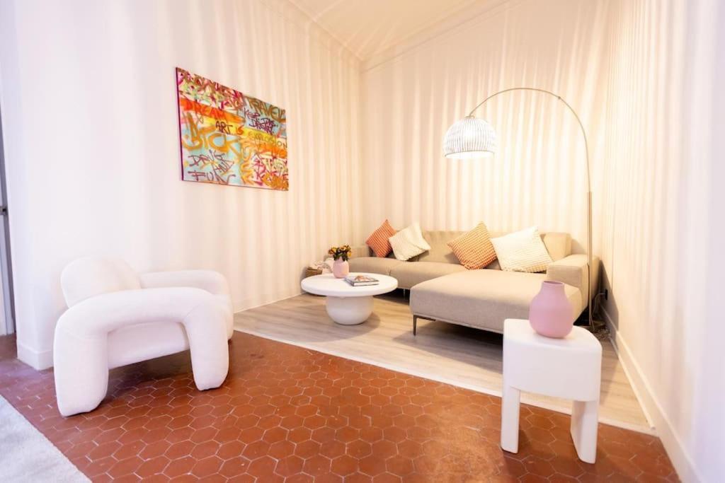 Grand Standing Apartment *