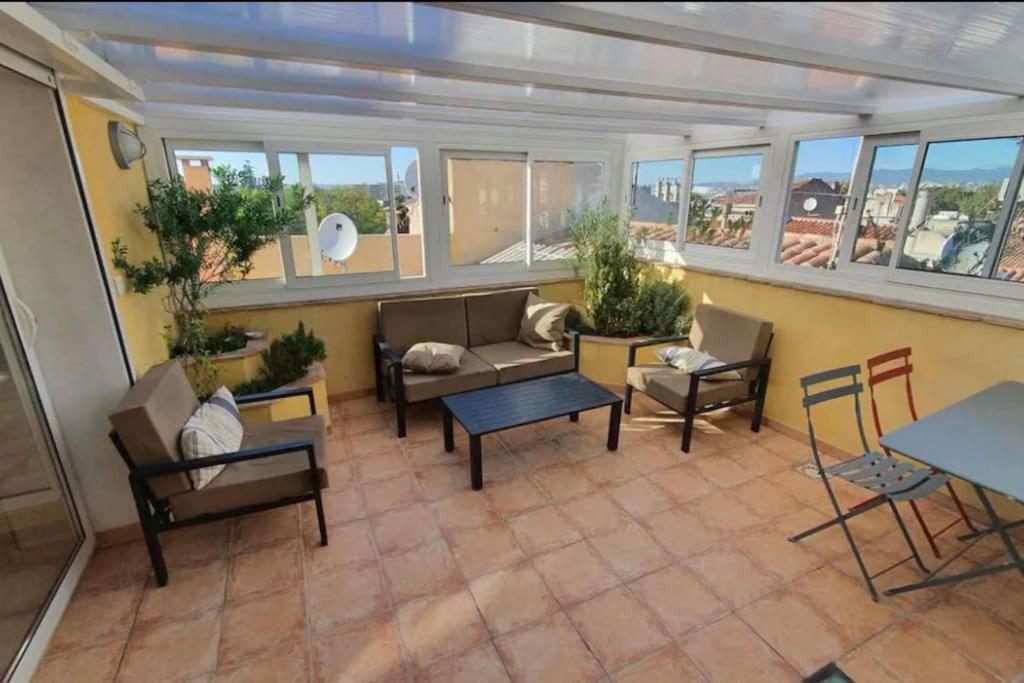World Rooftop Veranda Terrace Marsella