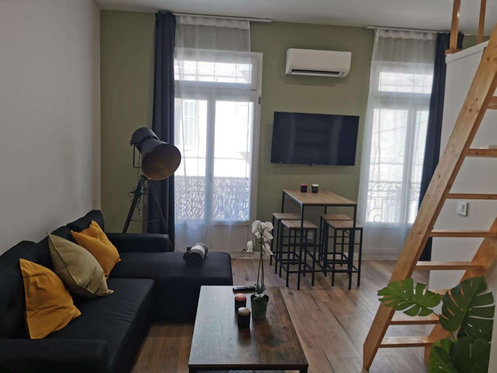 Le Comptoir Des Grenouilles Apartamento *