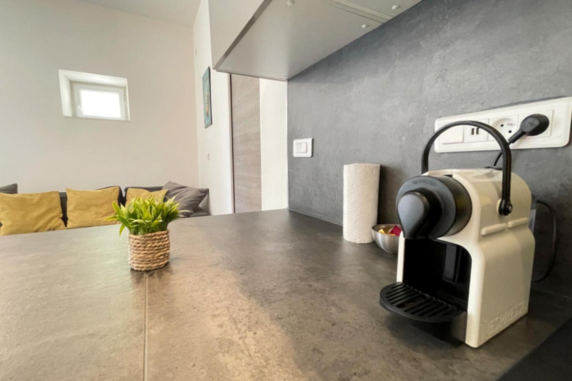 ô Pied Du Paniervieux Portspacieuxwifinetflix Appartement Marseille