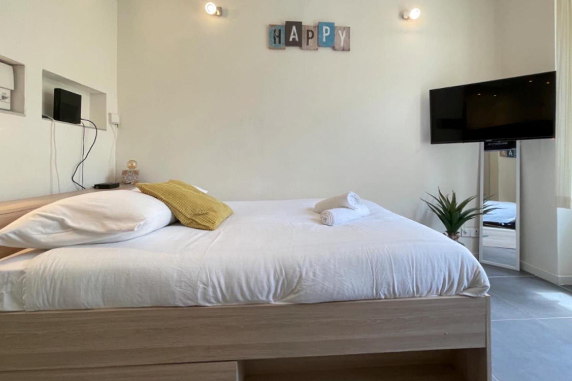 ô Pied Du Paniervieux Portspacieuxwifinetflix Appartement