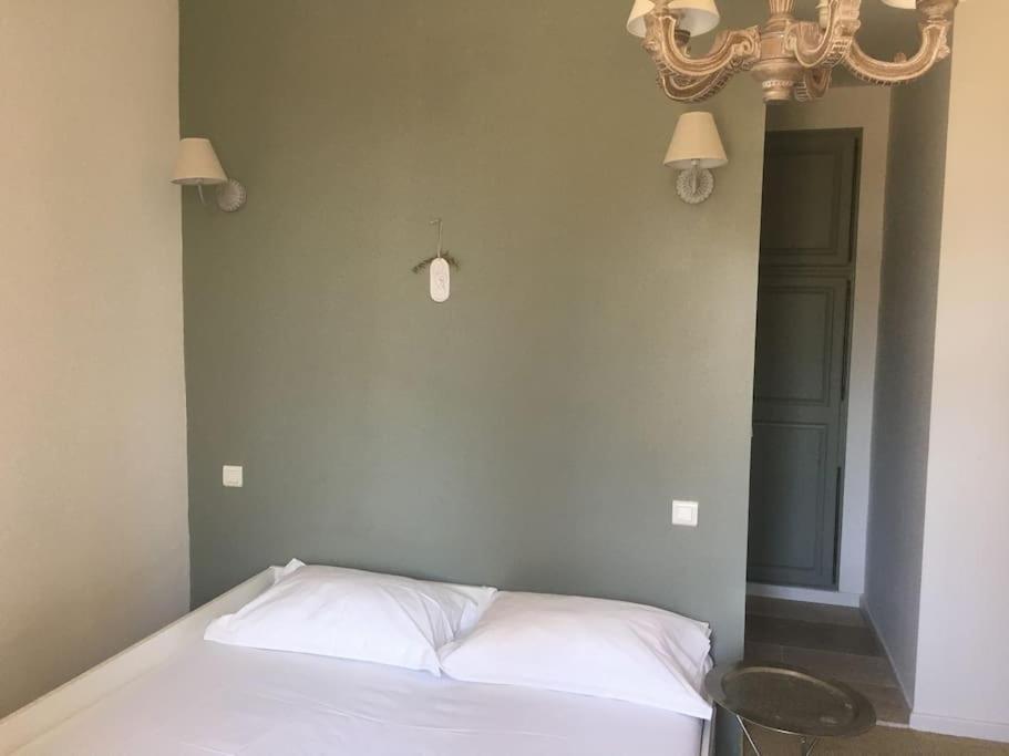 Holiday home Batisse Provencale Avec Piscine *