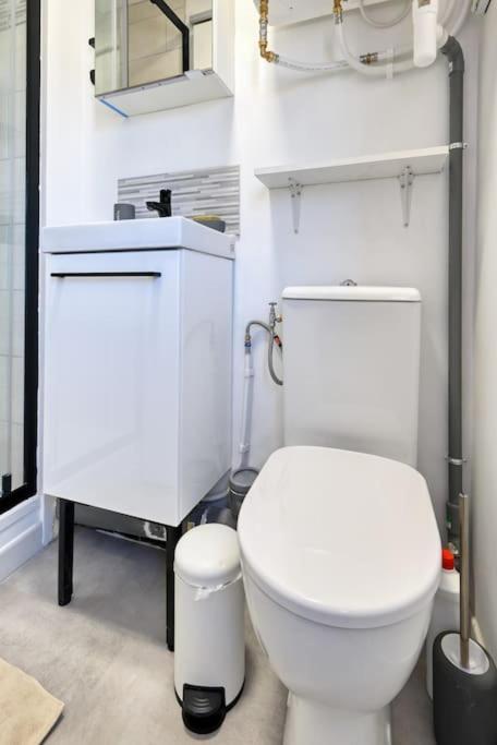 Longchamp - Studio A 8 Min A Pied Du Metro Longchamp *