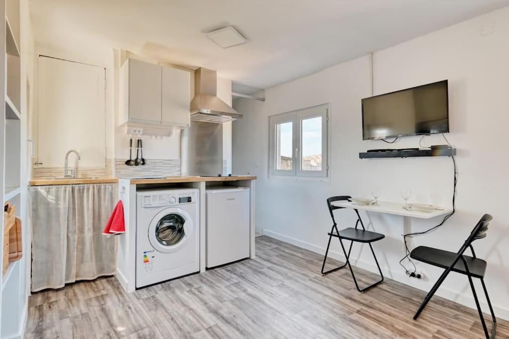 Apartment Longchamp - Studio A 8 Min A Pied Du Metro Longchamp *