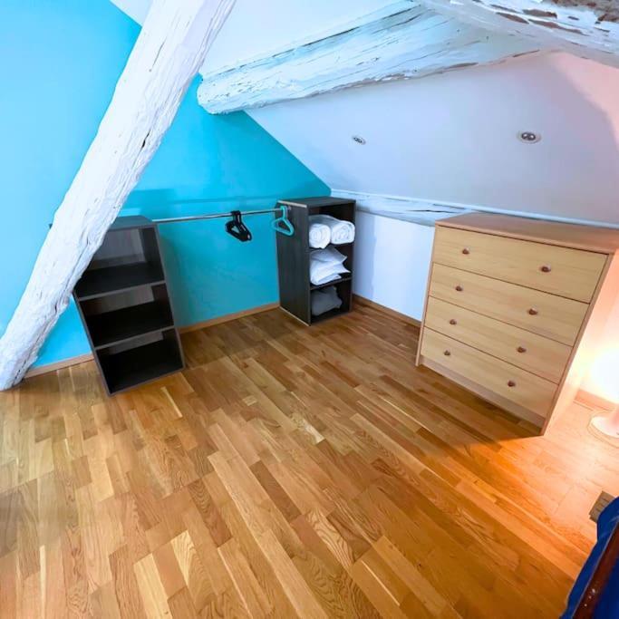 T4 Familial-clim-st Charles * Marseille