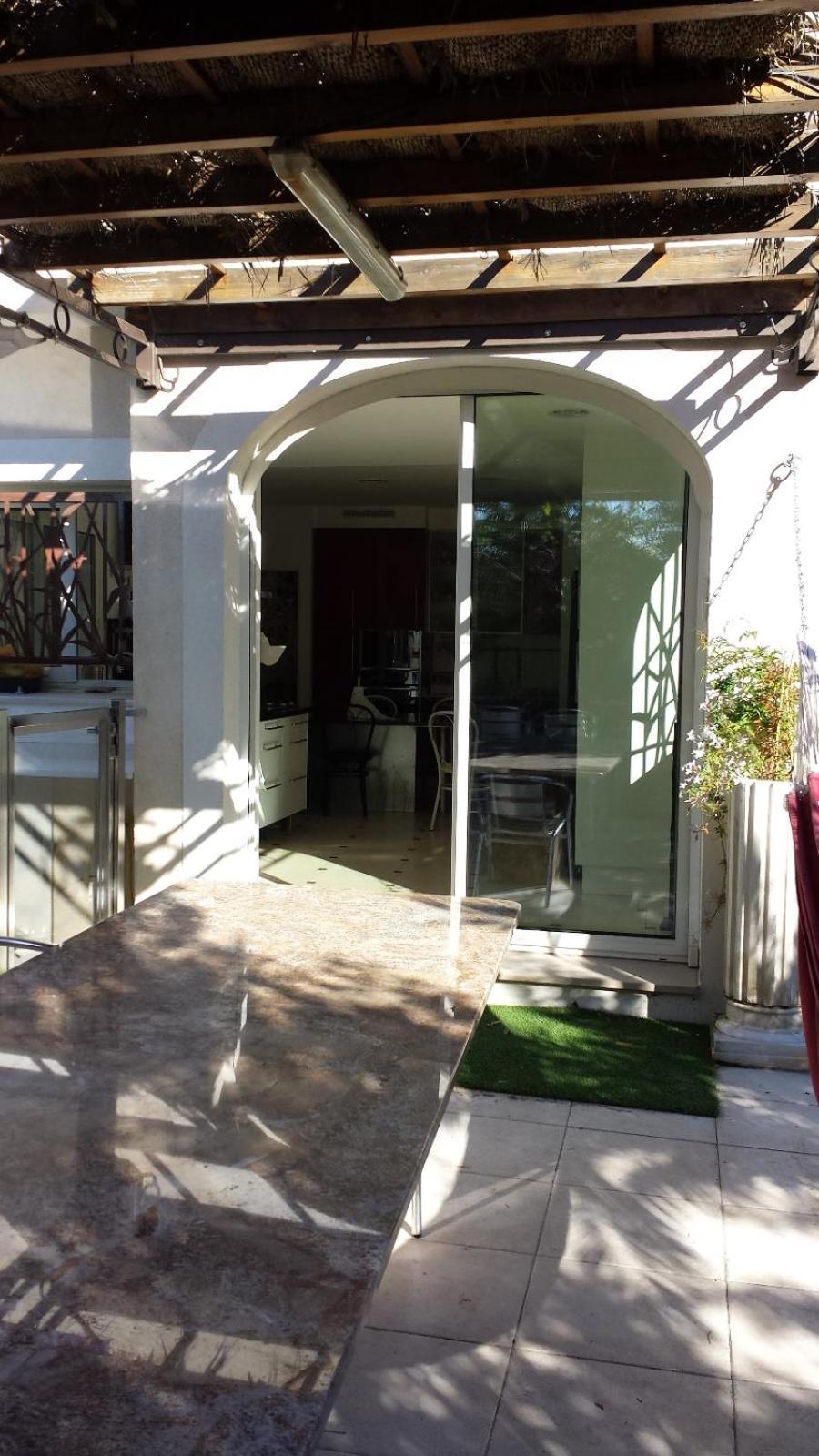 Piscine Confort, Barbecue 4 Etoiles * Marseille