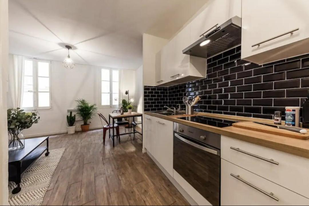 Apartment Au Panier 1er *