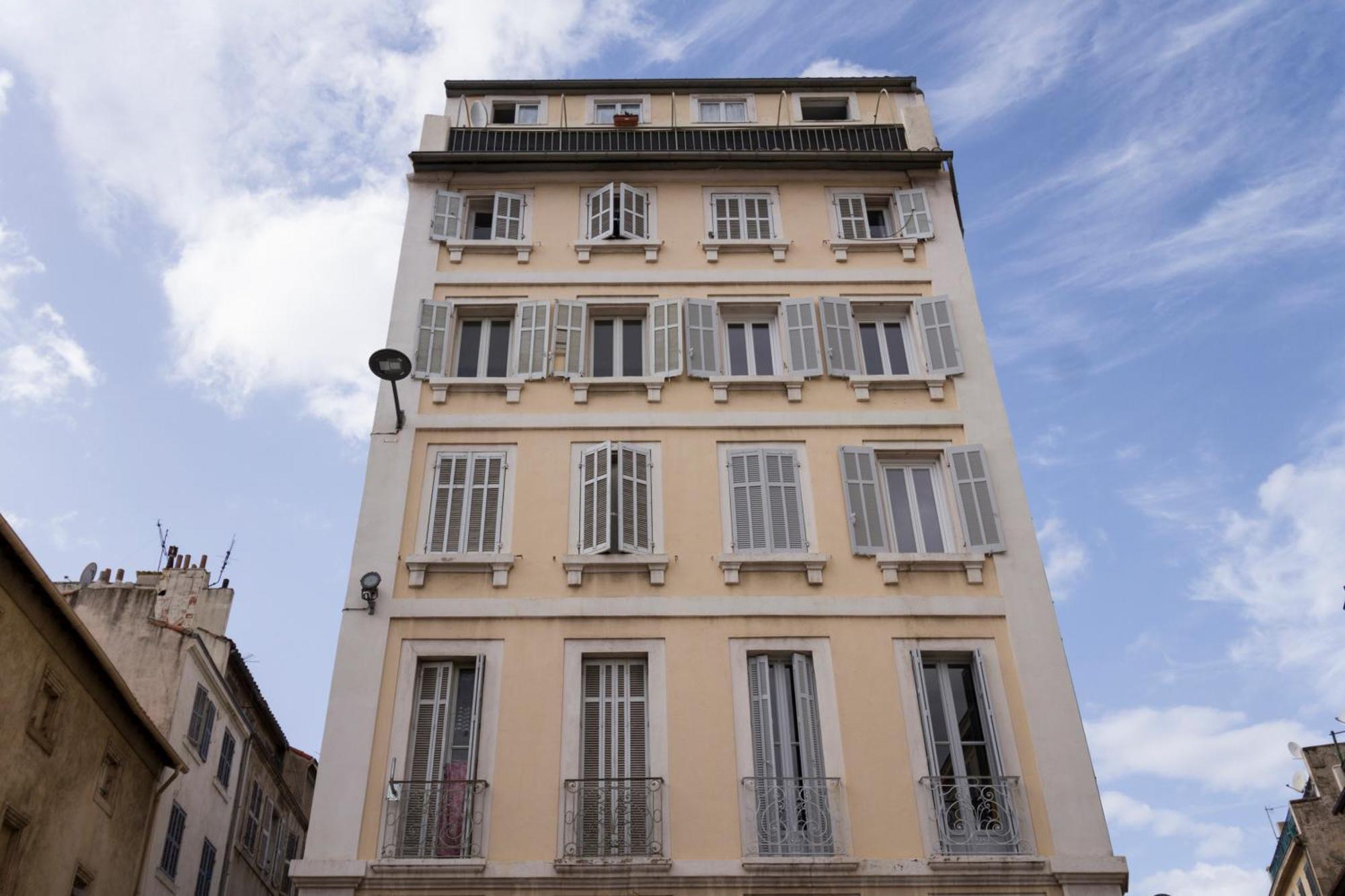 Nationale 4 - St Charles - Reformes - Vieux Port Apartment *