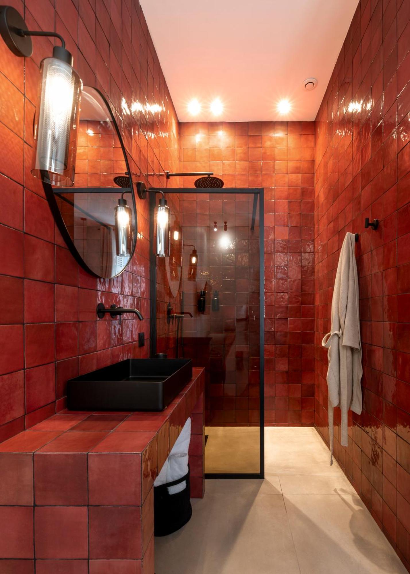 Mouchki Hotel *