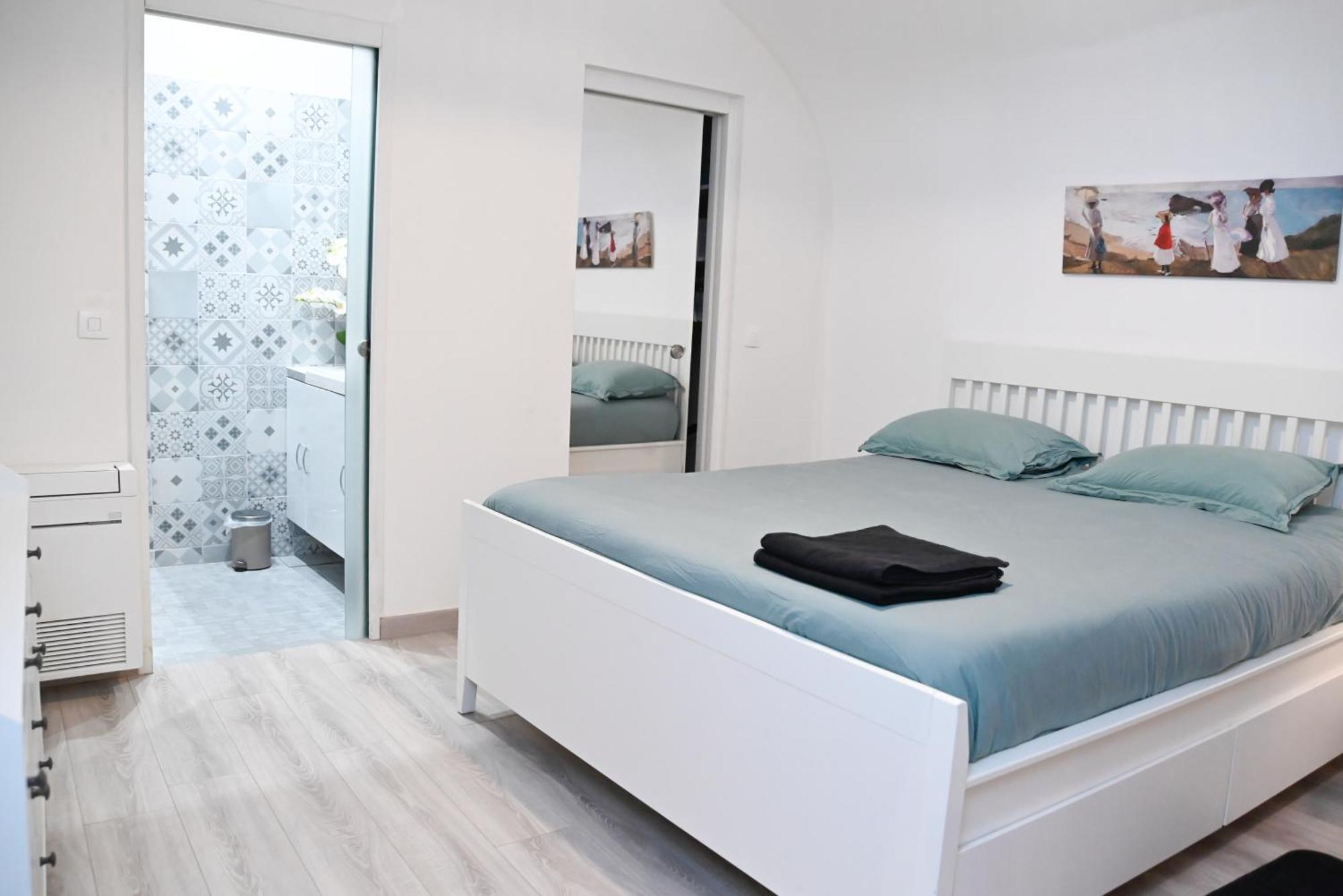 Apartment Au Coeur Du Vieux-port - Cosy Au Calme - 2 Avec Sa Cour Privee - La Criee
