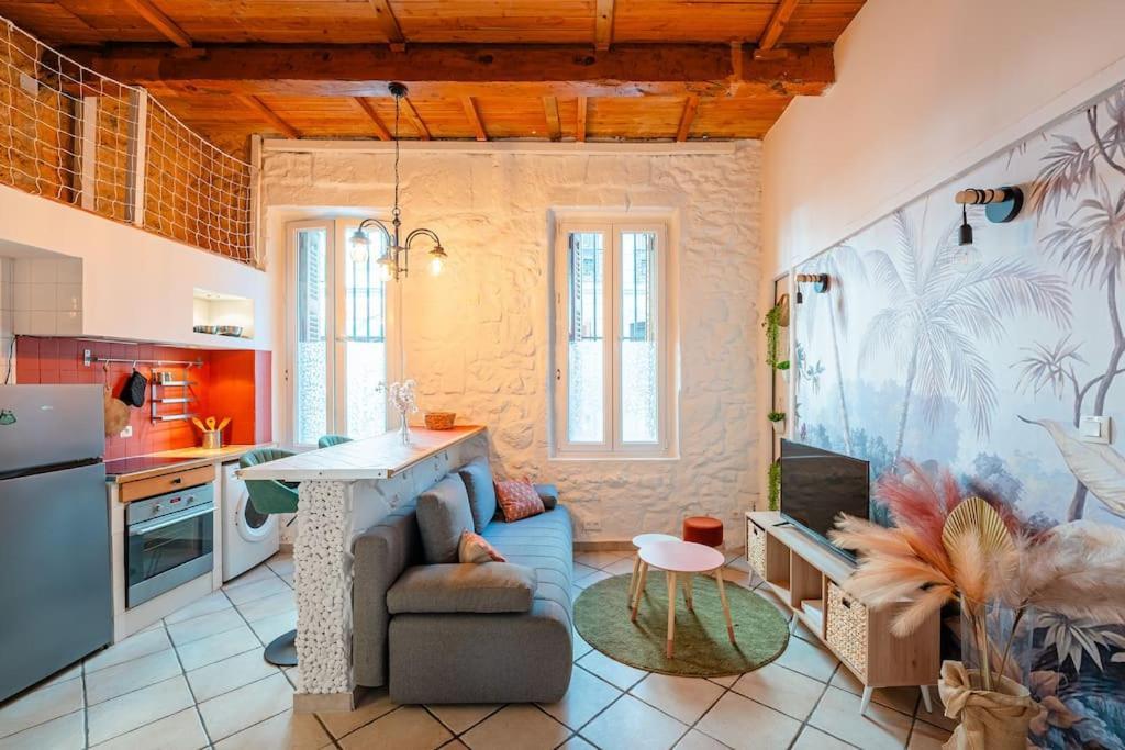 T2 Cosy & Elegant A Castellane Ideal Couple Pro Marseille