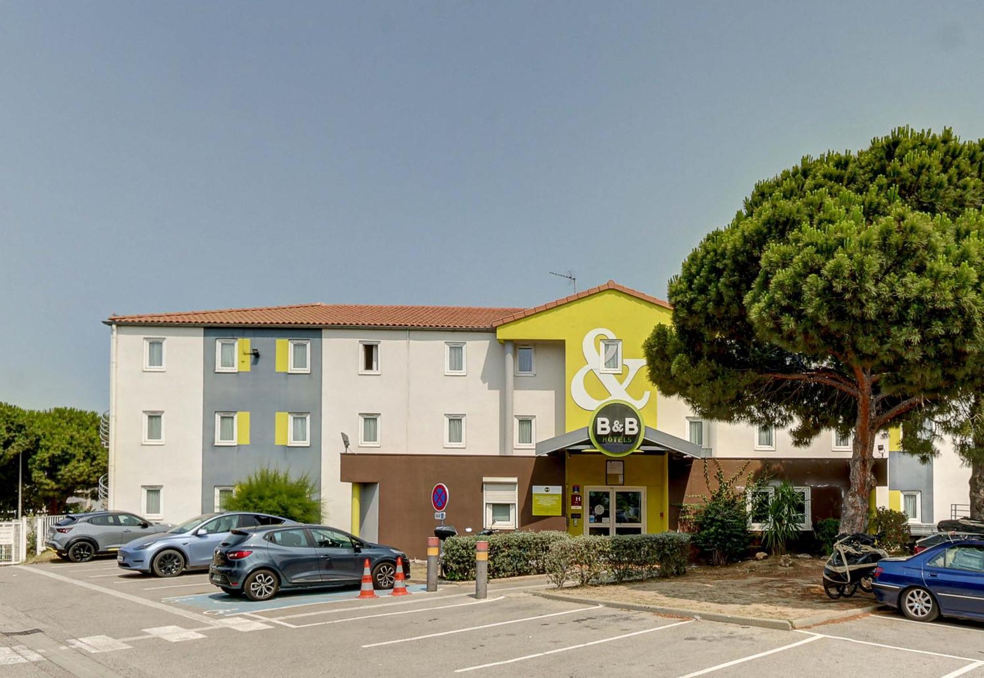 Hotel Estaque 2*