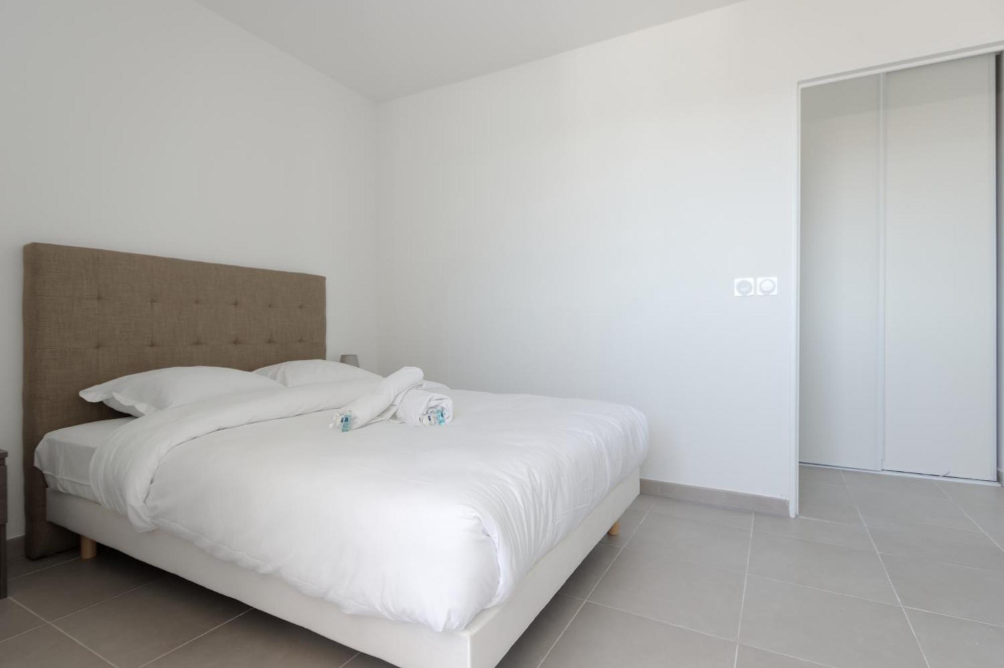 T3 Duplex Avec Parking Et Balcon A Euromed Apartment *