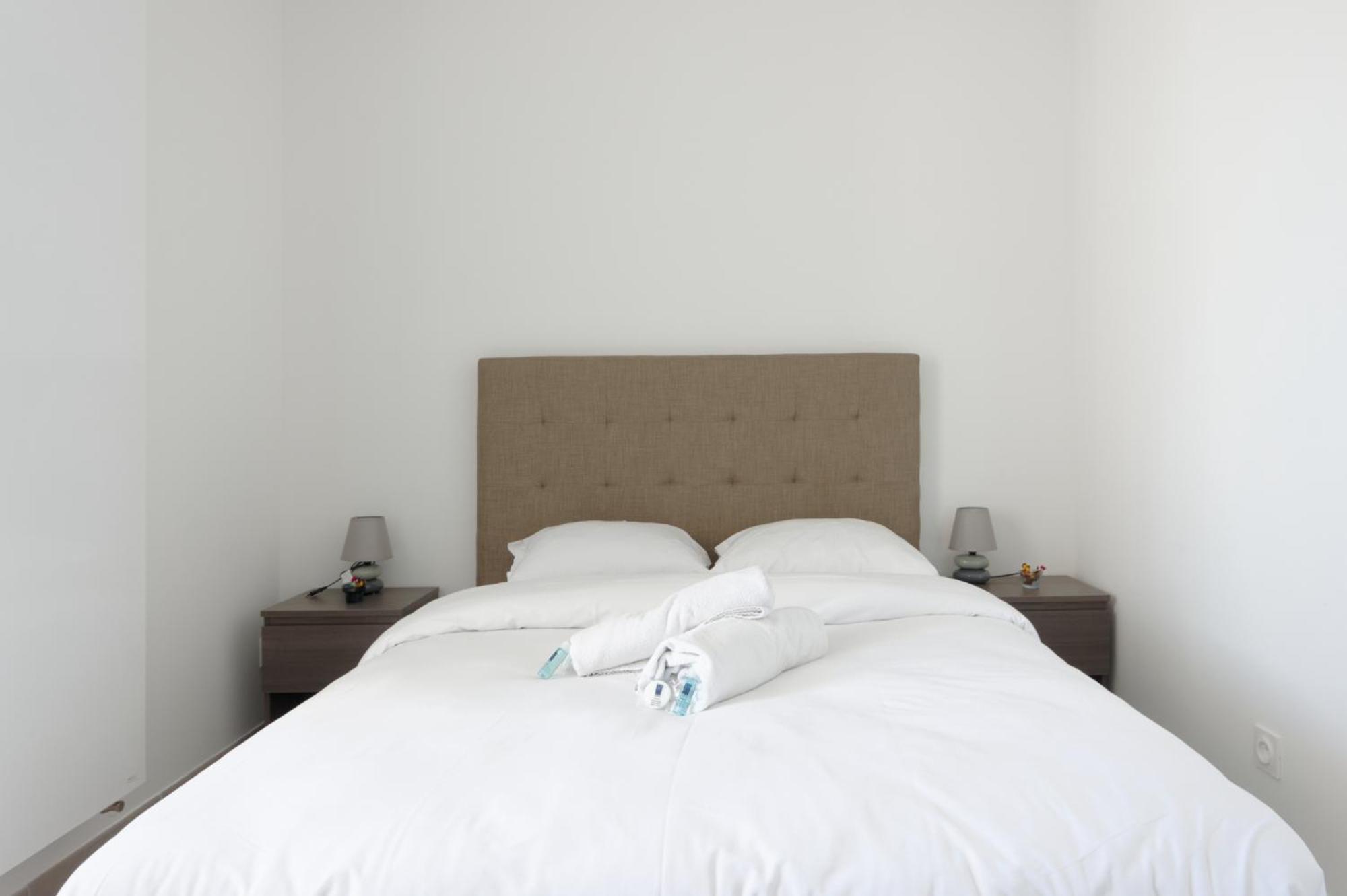 T3 Duplex Avec Parking Et Balcon A Euromed Marseille