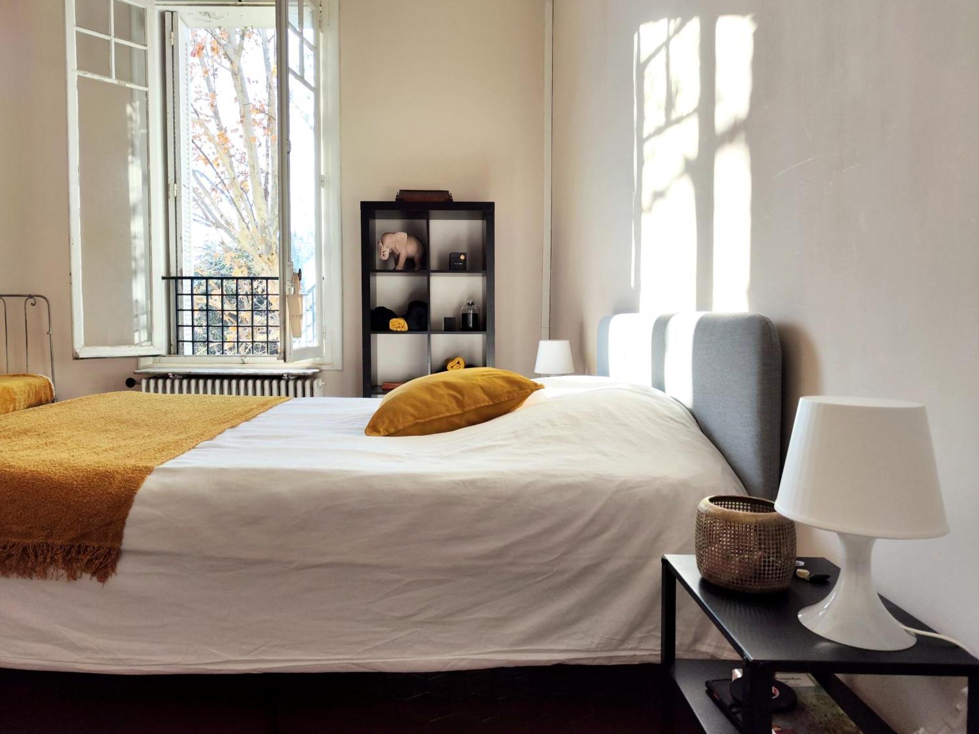 Chez Marcel - *