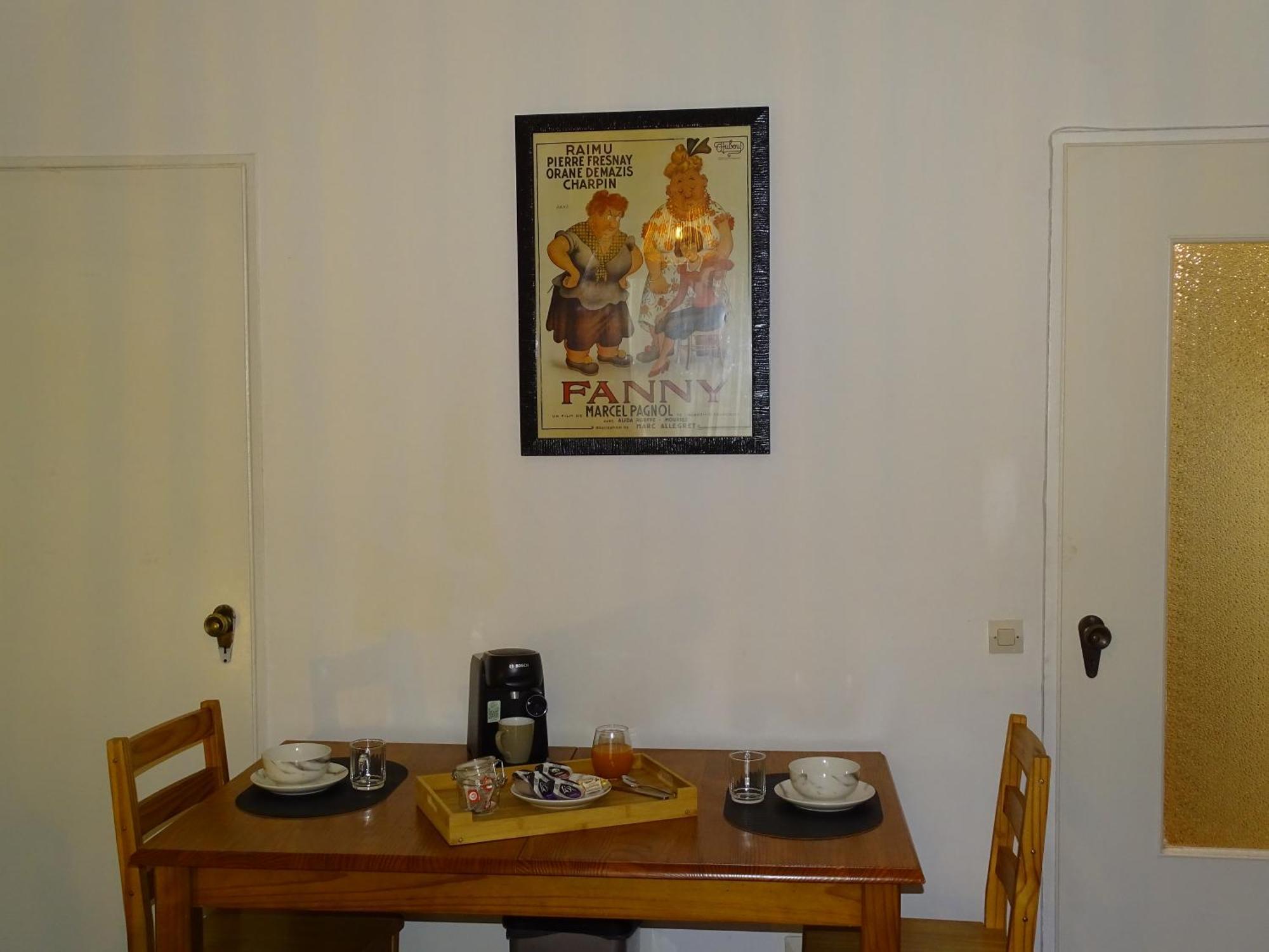 Le Letizia-wifi-netflix-balcon-friche Belle De Mai Urban Nestconciergerie *